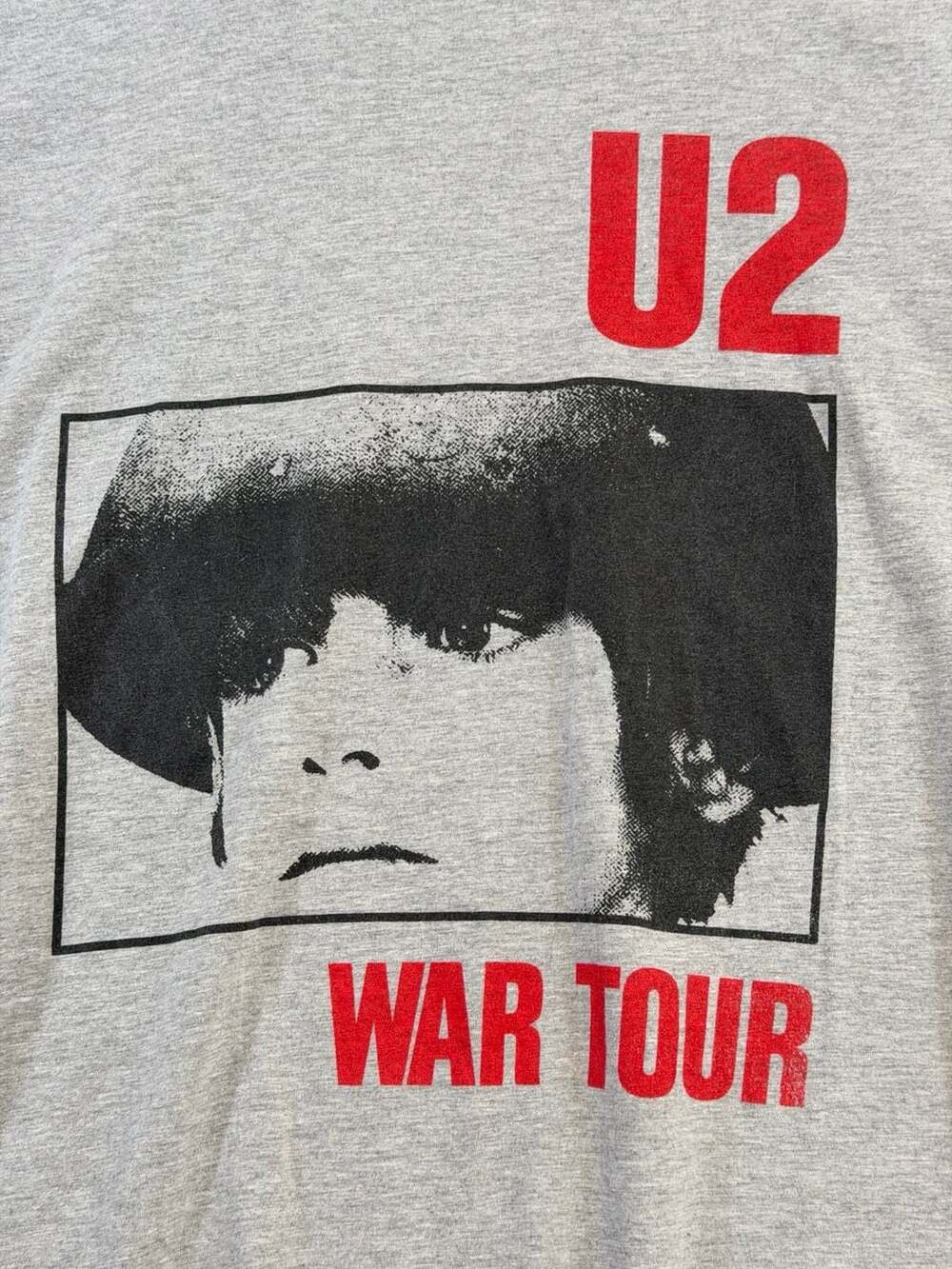 U2 War Tour Grey Graphic T-Shirt Medium - Picture 4 of 4